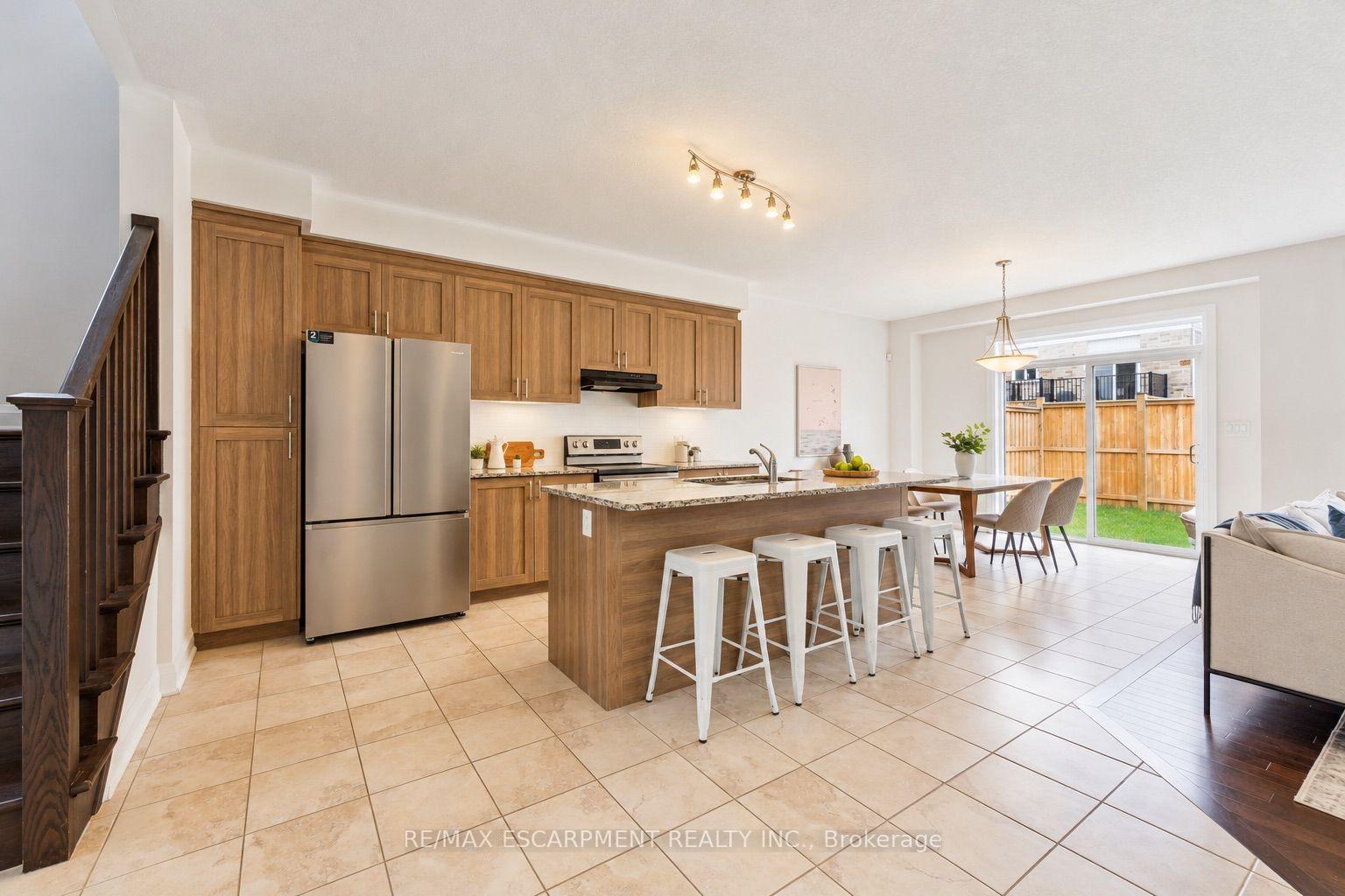 Photo 6 of 584 Blair Creek Drive, Kitchener, Doon South — HOMEH