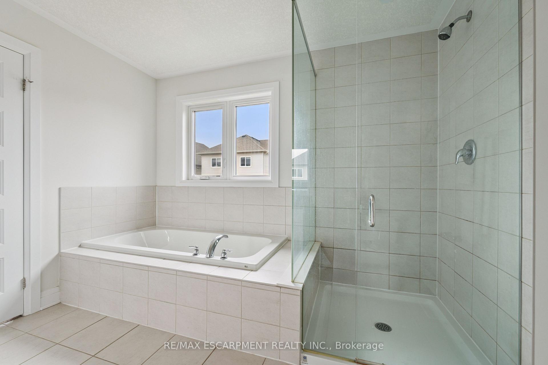 Photo 20 of 584 Blair Creek Drive, Kitchener, Doon South — HOMEH