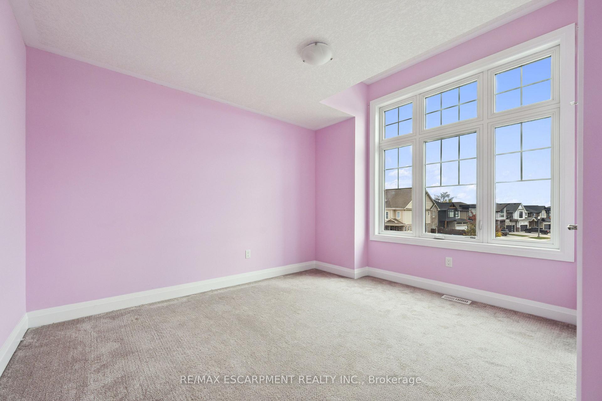 Photo 24 of 584 Blair Creek Drive, Kitchener, Doon South — HOMEH