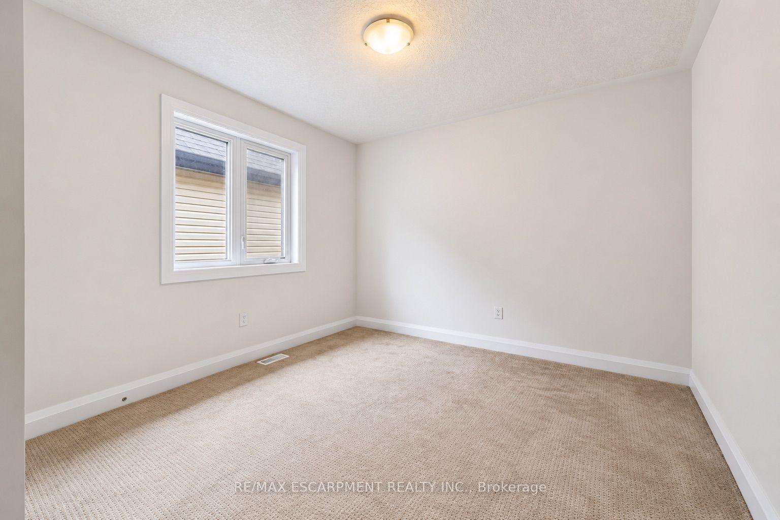 Photo 26 of 584 Blair Creek Drive, Kitchener, Doon South — HOMEH