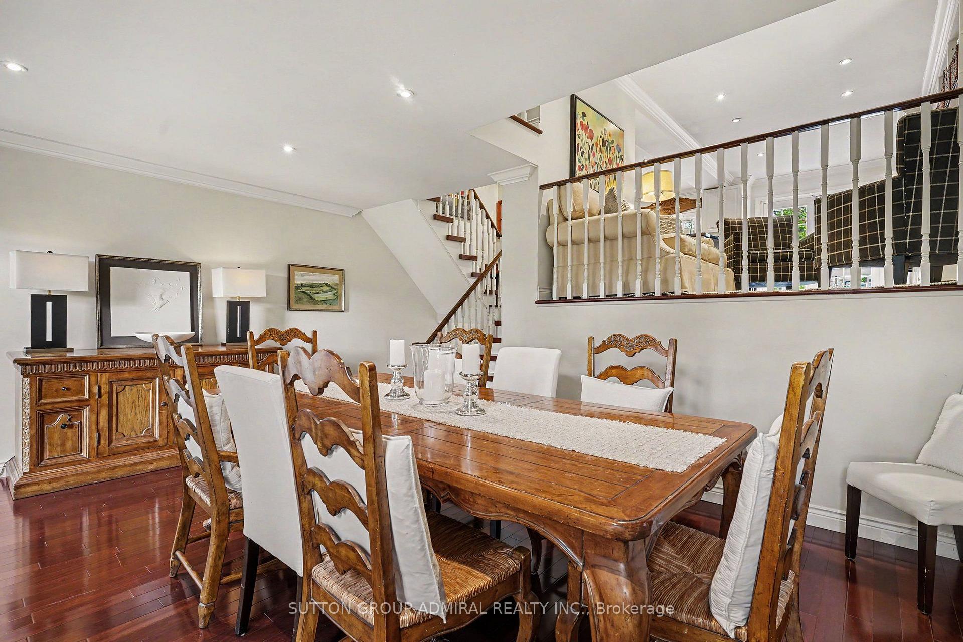 Photo 9 of 1230 Cornerbrook Place, Mississauga, Erindale — HOMEH