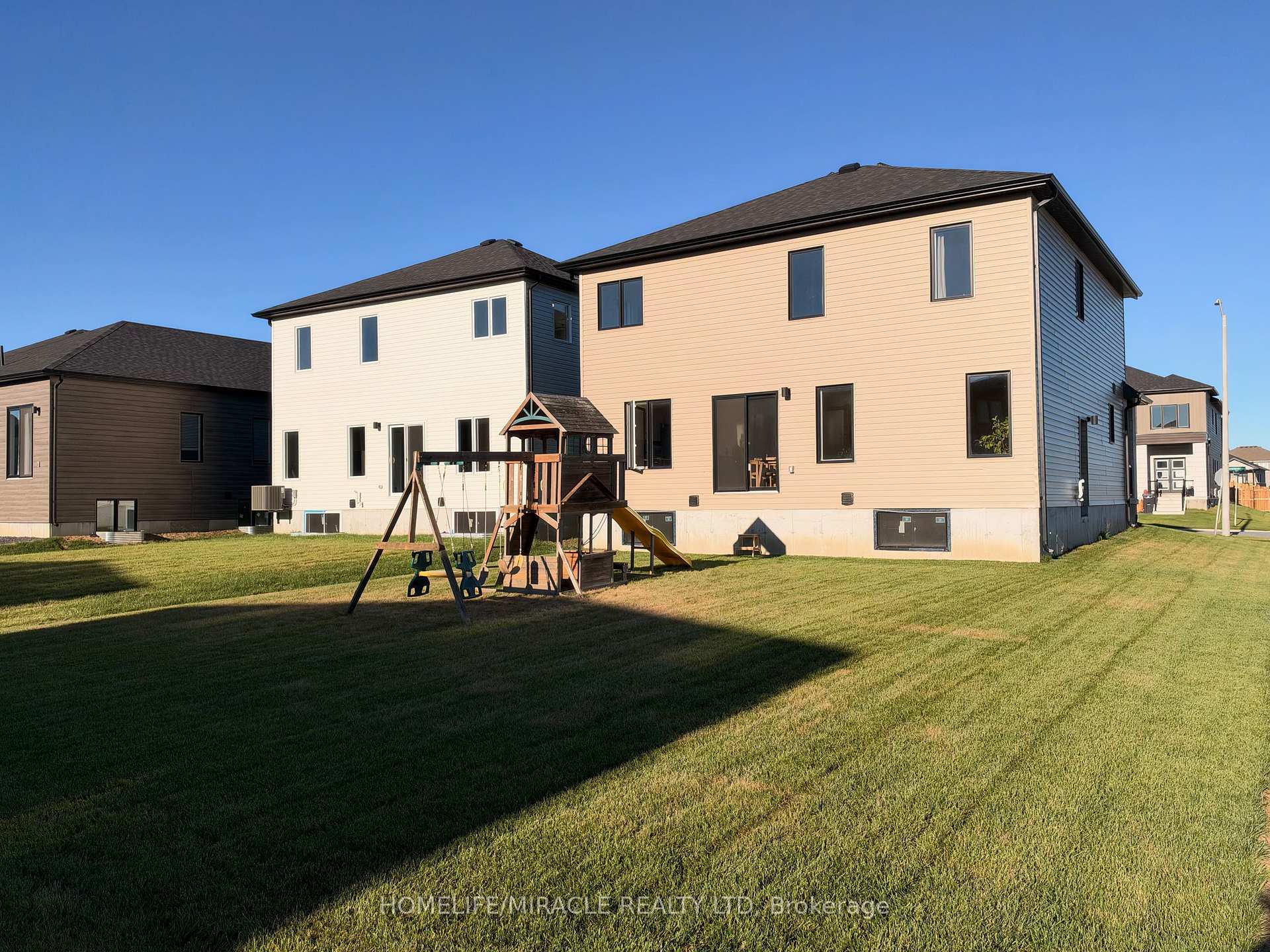 Photo 27 of 64 Dusenbury Drive, Loyalist, Odessa — HOMEH
