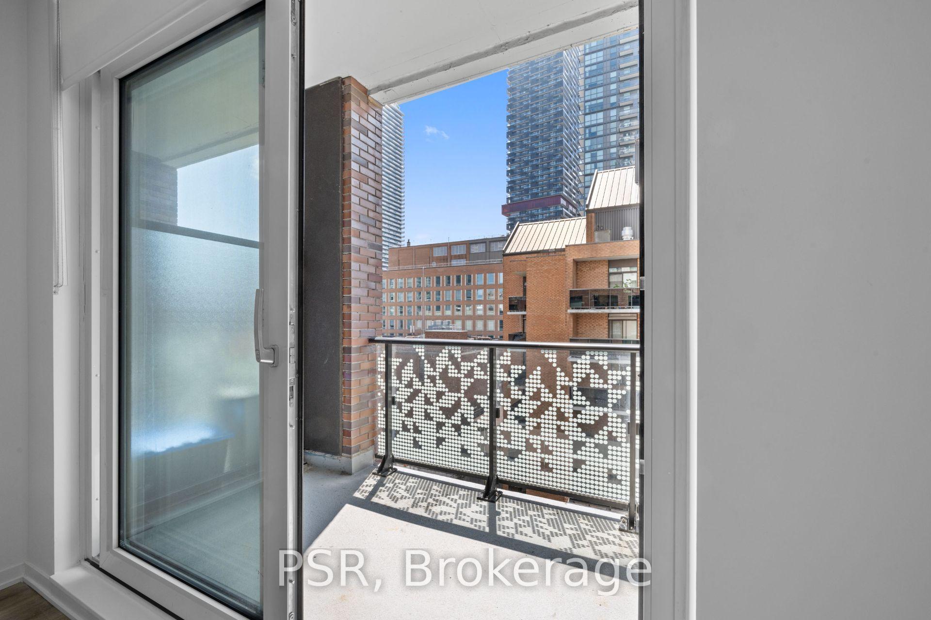 Photo 16 of Unit 913, 101 Roehampton Avenue, Toronto, Mount Pleasant West — HOMEH