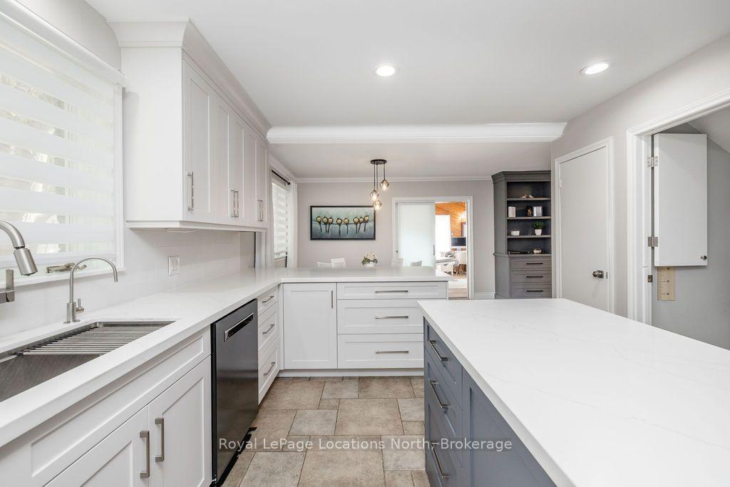 Photo 20 of 8 Seeley Court, Wasaga Beach — HOMEH
