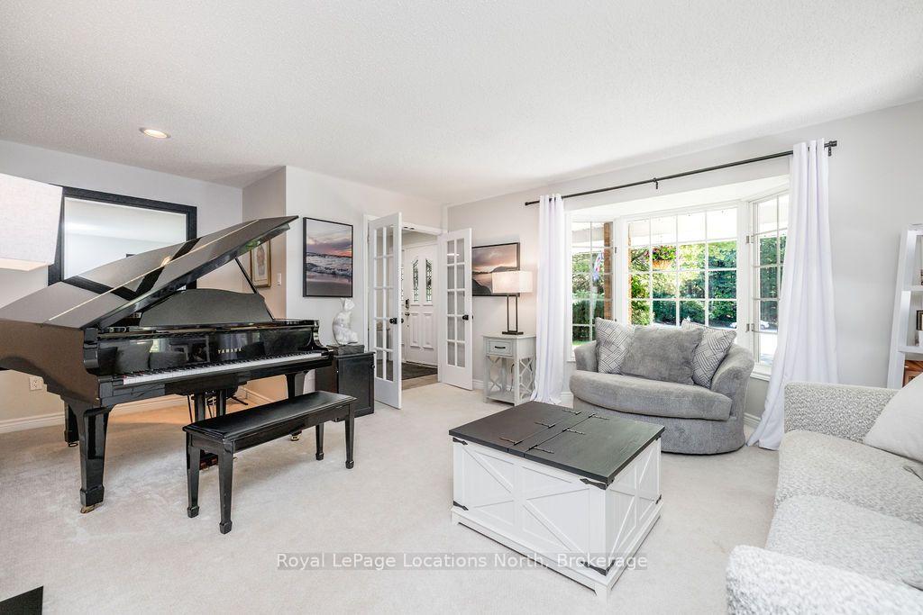 Photo 24 of 8 Seeley Court, Wasaga Beach — HOMEH