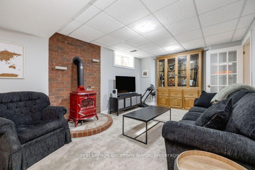 Photo 41 of 8 Seeley Court, Wasaga Beach — HOMEH