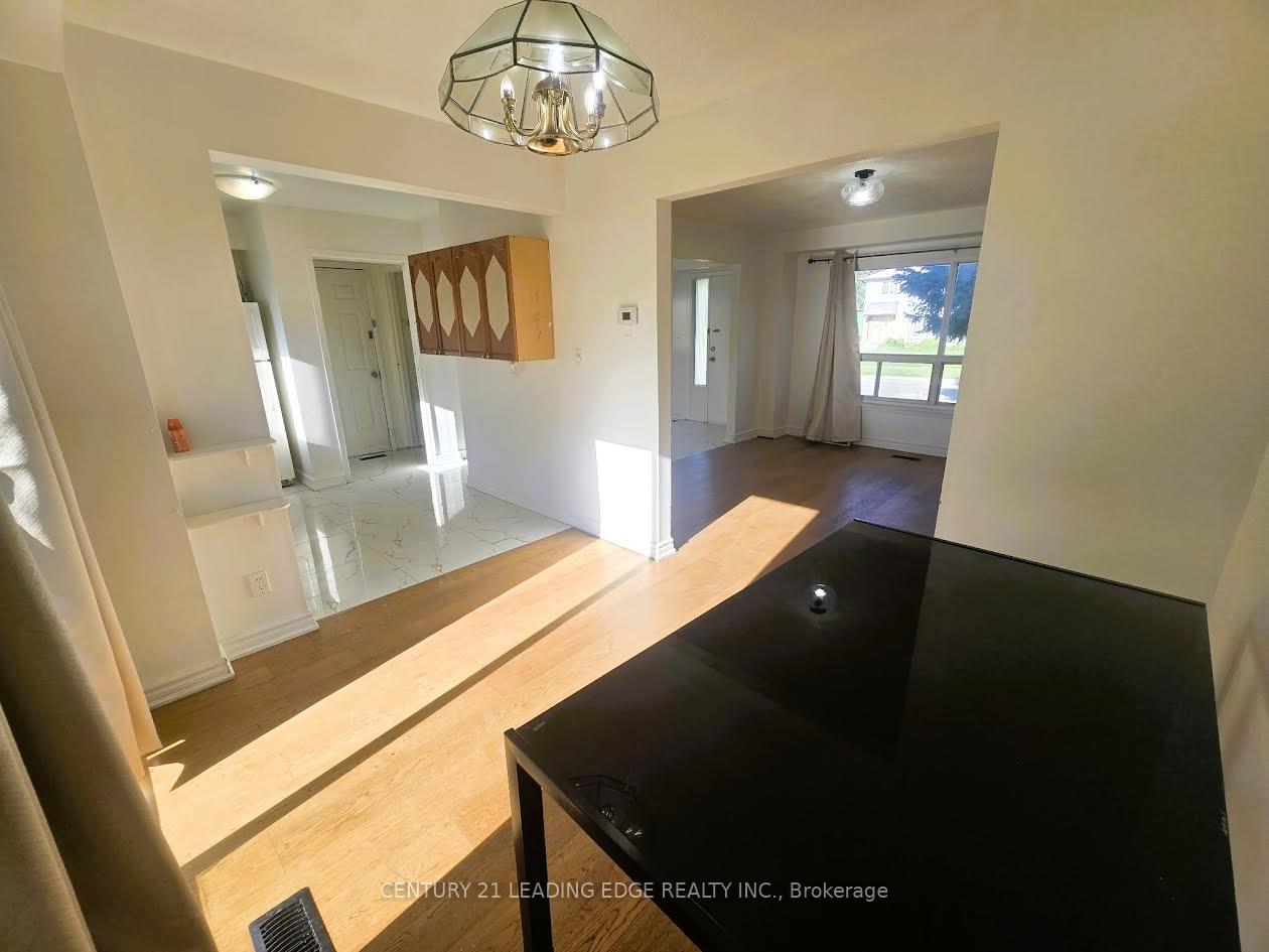 Photo 7 of 5 Murison Boulevard, Scarborough, Malvern — HOMEH