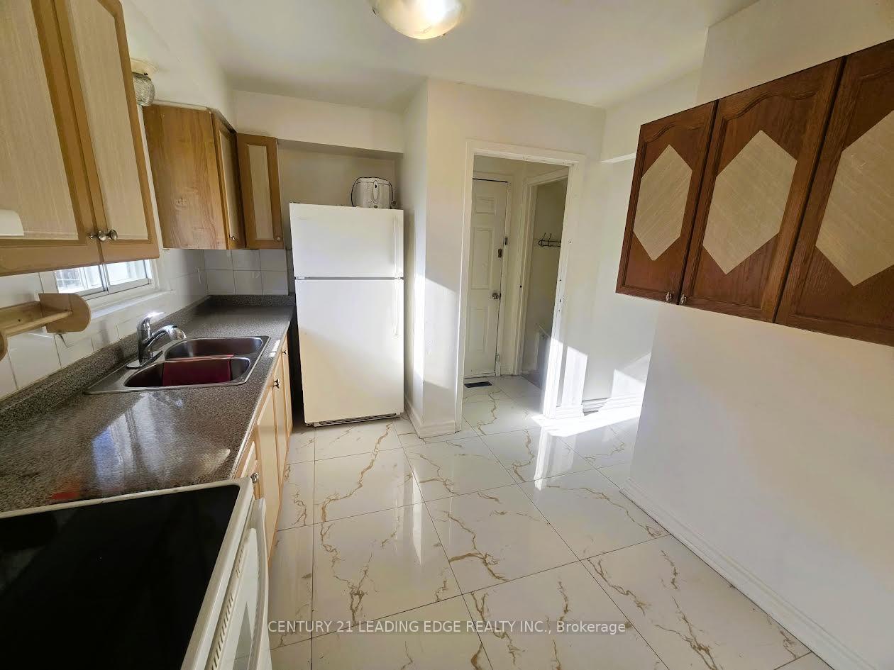 Photo 15 of 5 Murison Boulevard, Scarborough, Malvern — HOMEH