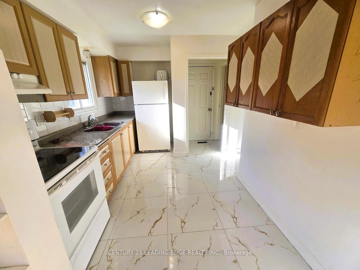 Photo 16 of 5 Murison Boulevard, Scarborough, Malvern — HOMEH