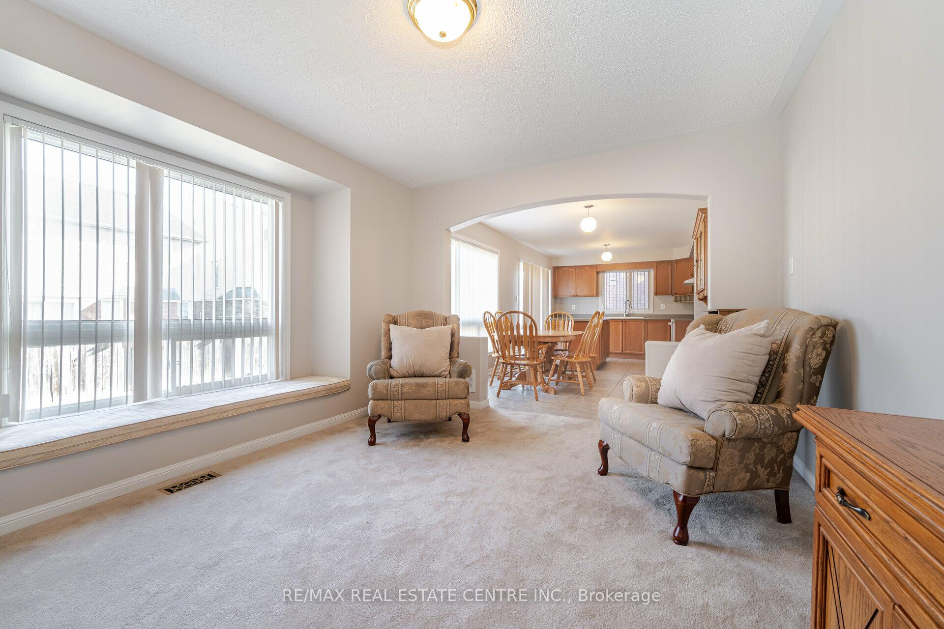Photo 16 of Unit Upper, 15 Mendoza Drive, Brampton, Fletcher's Meadow — HOMEH