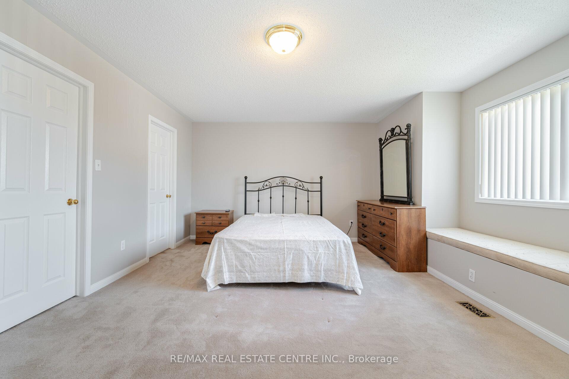 Photo 23 of Unit Upper, 15 Mendoza Drive, Brampton, Fletcher's Meadow — HOMEH