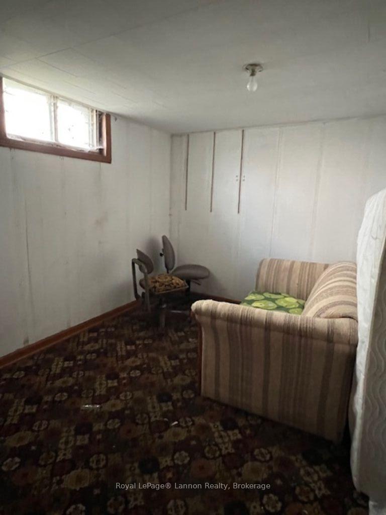 Photo 15 of 30 Queen Street, Sioux Lookout — HOMEH