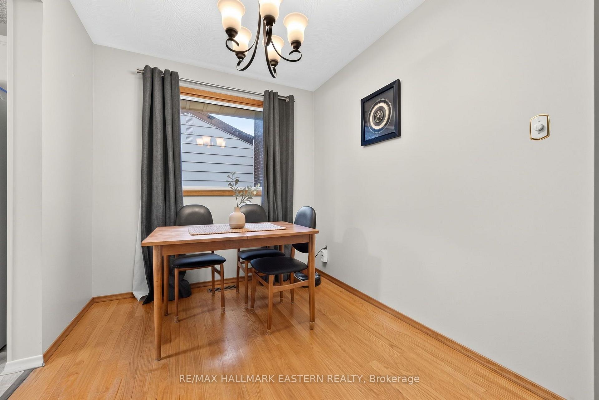 Photo 8 of 844 Florell Drive, Oshawa, Donevan — HOMEH