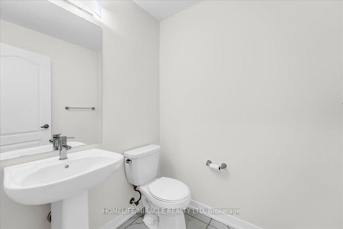 Photo 4 of 35 Santos Drive, Haldimand — HOMEH