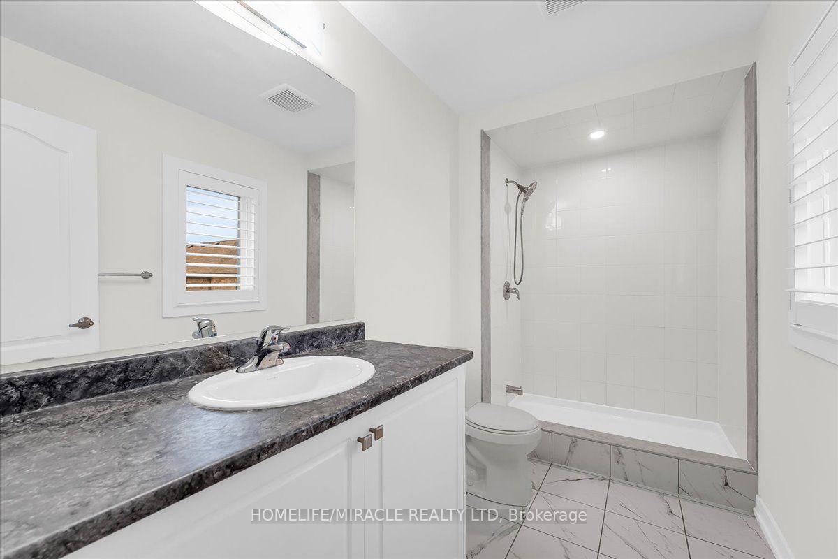Photo 18 of 35 Santos Drive, Haldimand — HOMEH