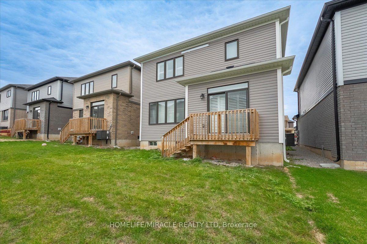 Photo 31 of 35 Santos Drive, Haldimand — HOMEH