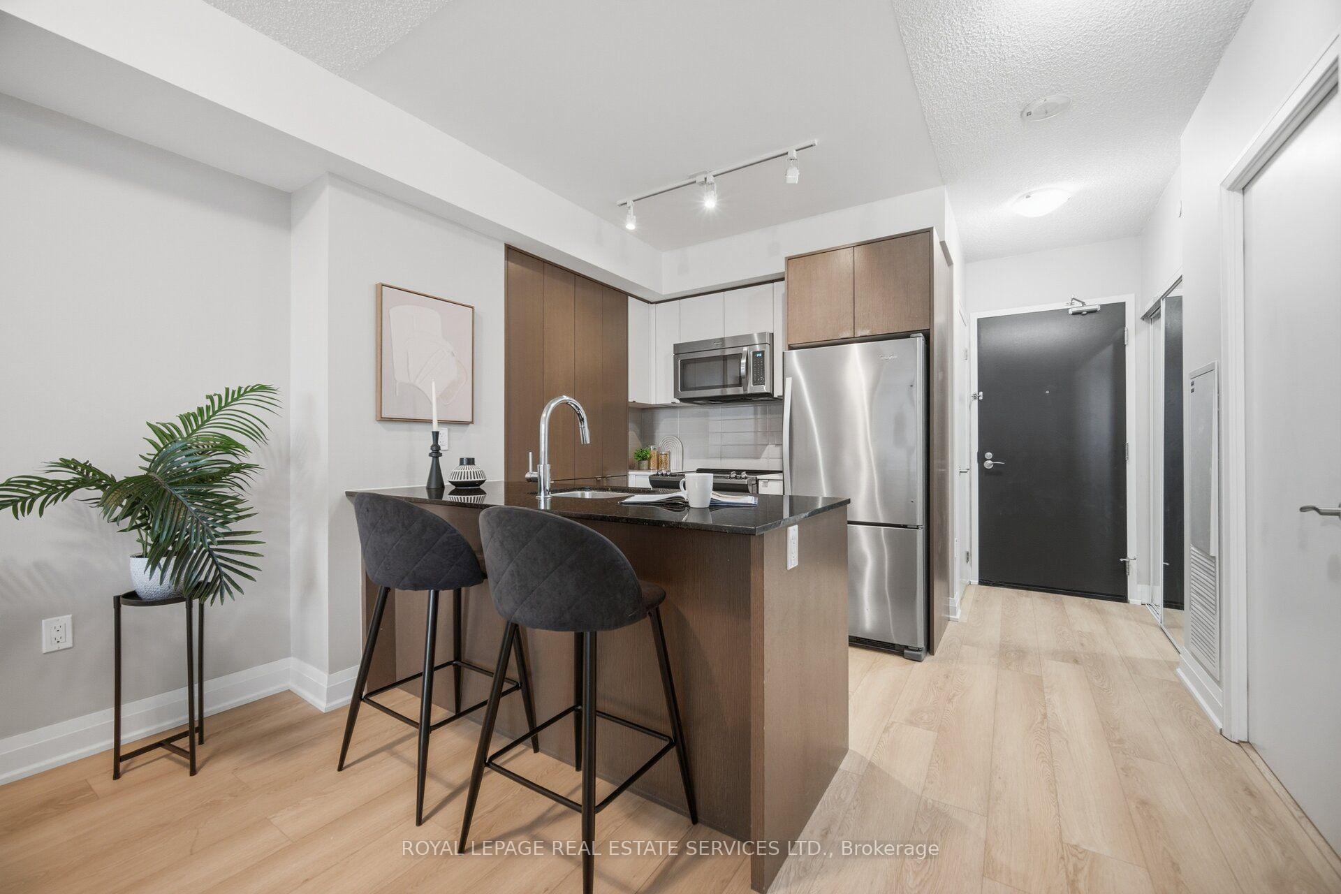 Photo 9 of Unit 1608, 9 Valhalla Inn Road, Etobicoke, Islington-City Centre West — HOMEH