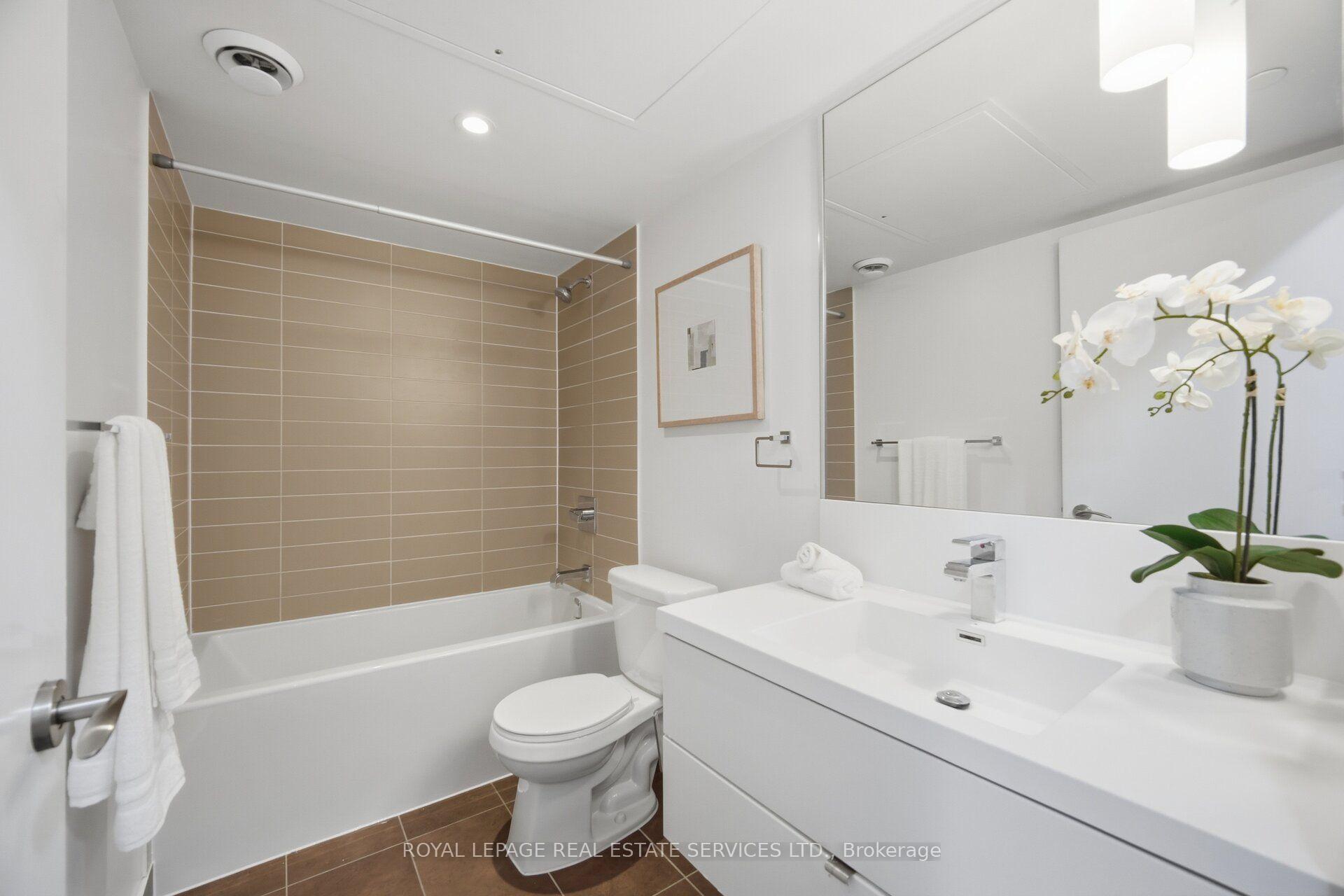 Photo 21 of Unit 1608, 9 Valhalla Inn Road, Etobicoke, Islington-City Centre West — HOMEH