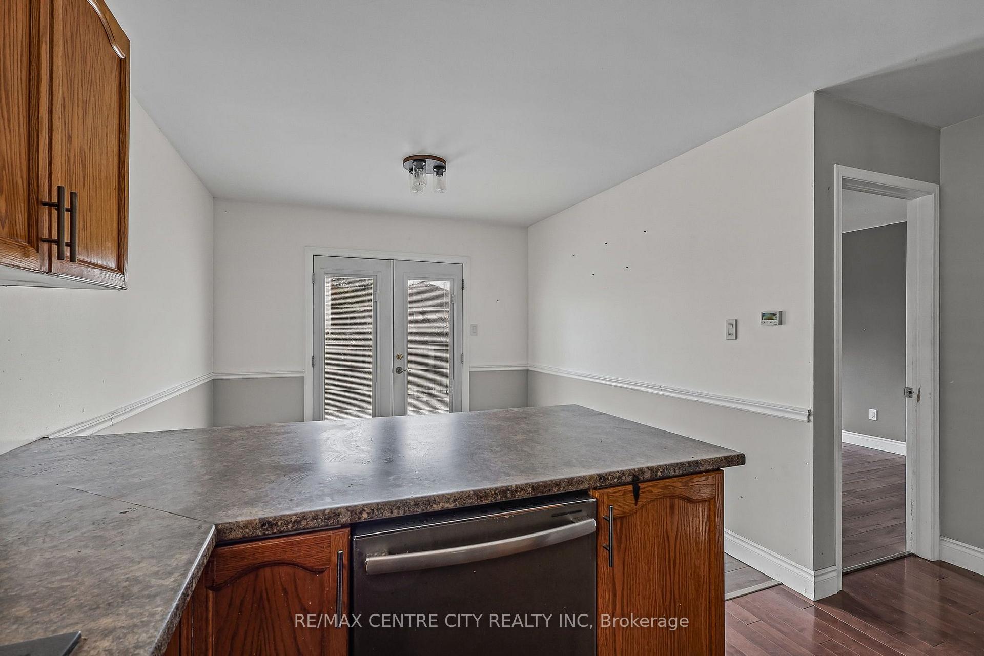 Photo 12 of 37 Juno Drive, St. Thomas — HOMEH
