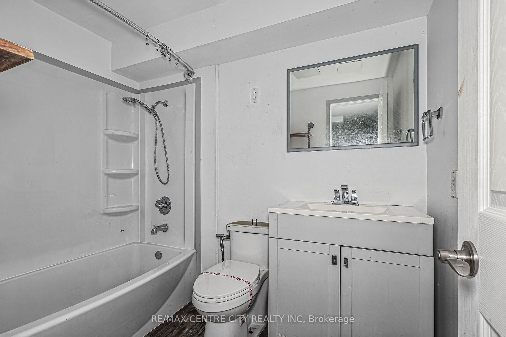 Photo 28 of 37 Juno Drive, St. Thomas — HOMEH
