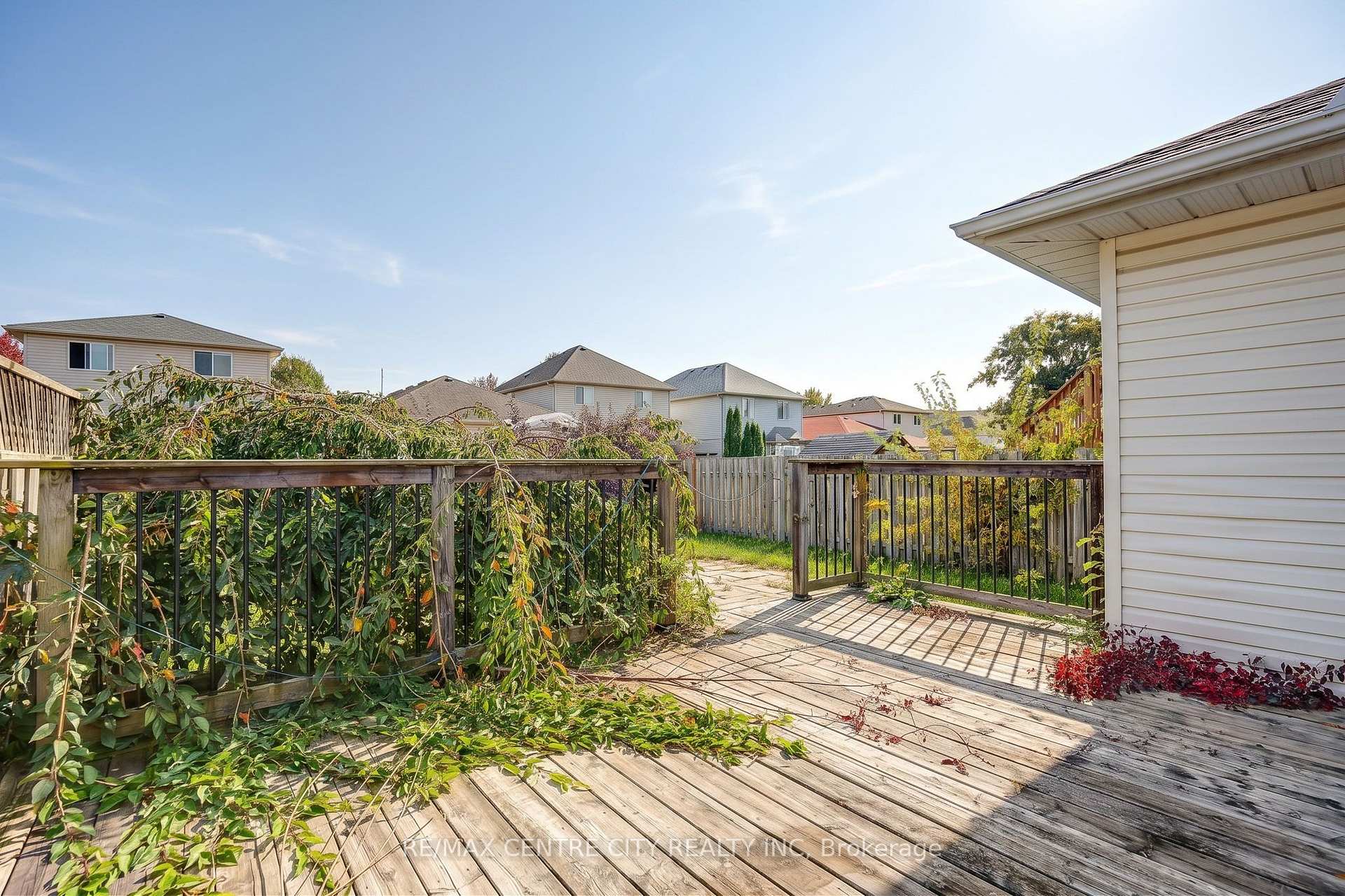 Photo 36 of 37 Juno Drive, St. Thomas — HOMEH