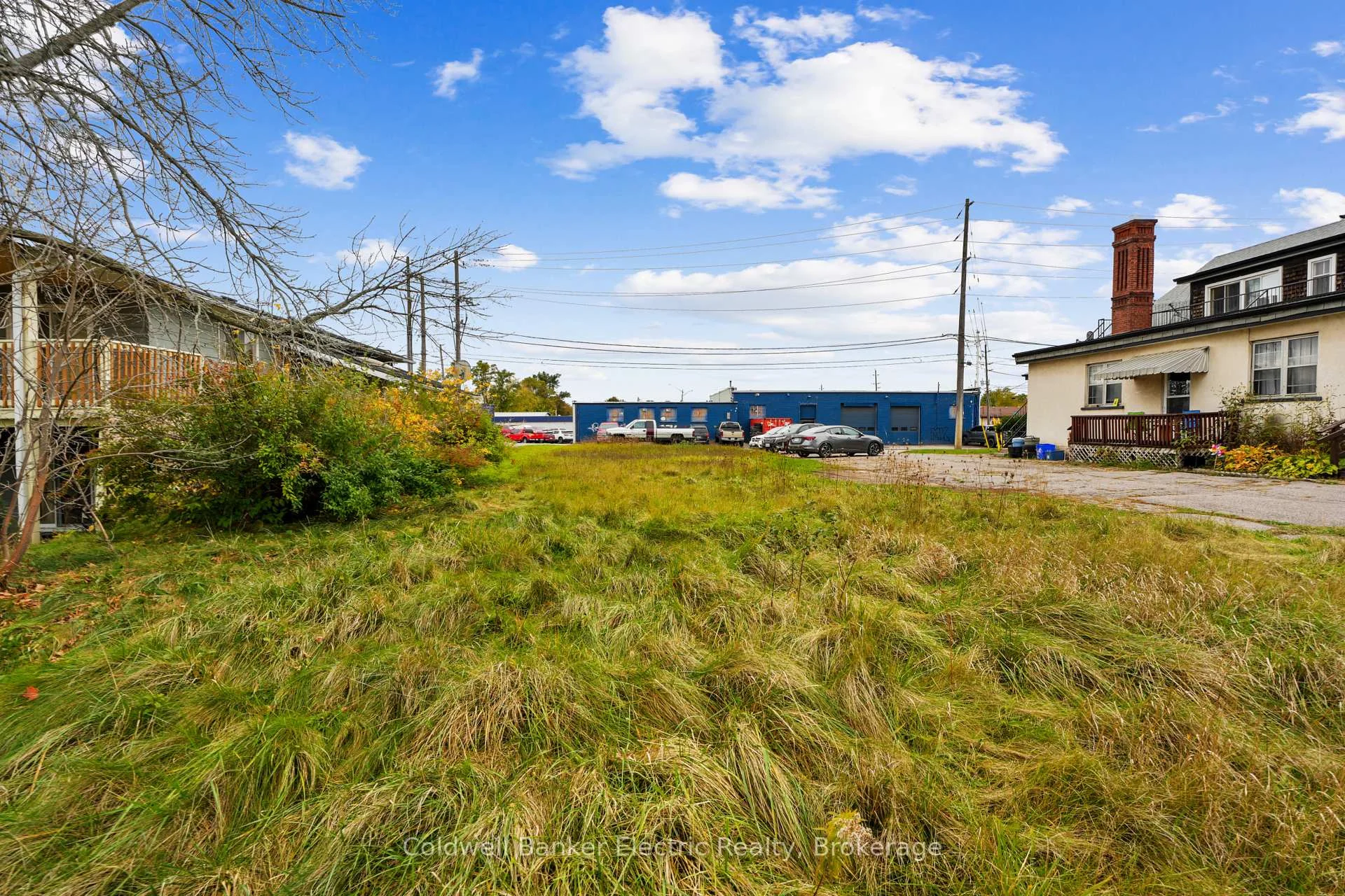 Photo 17 of 842 Haggart Street, Peterborough, Town Ward 3 — HOMEH