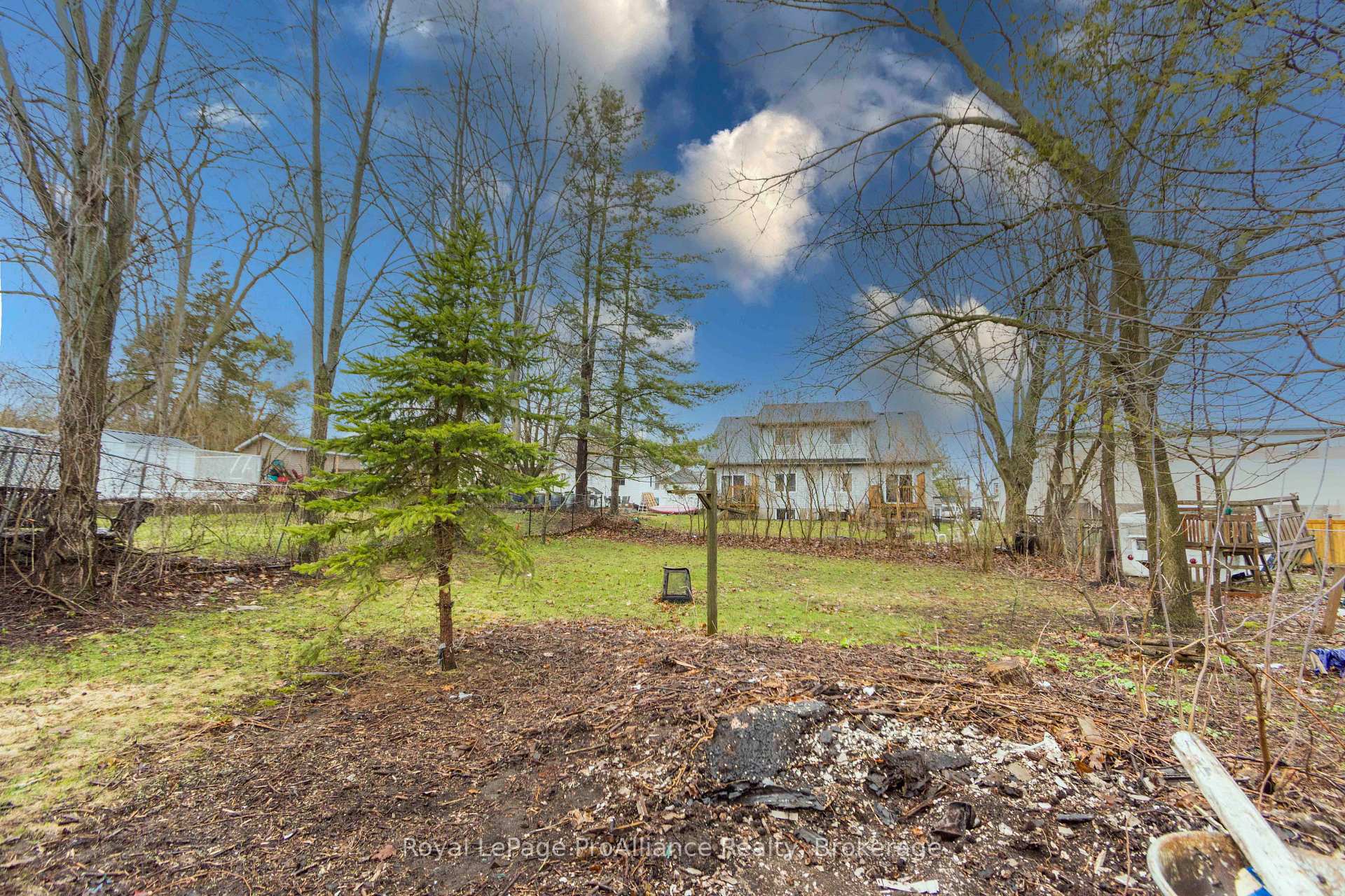 Photo 17 of 12 Albert Road, Quinte West, Frankford Ward — HOMEH