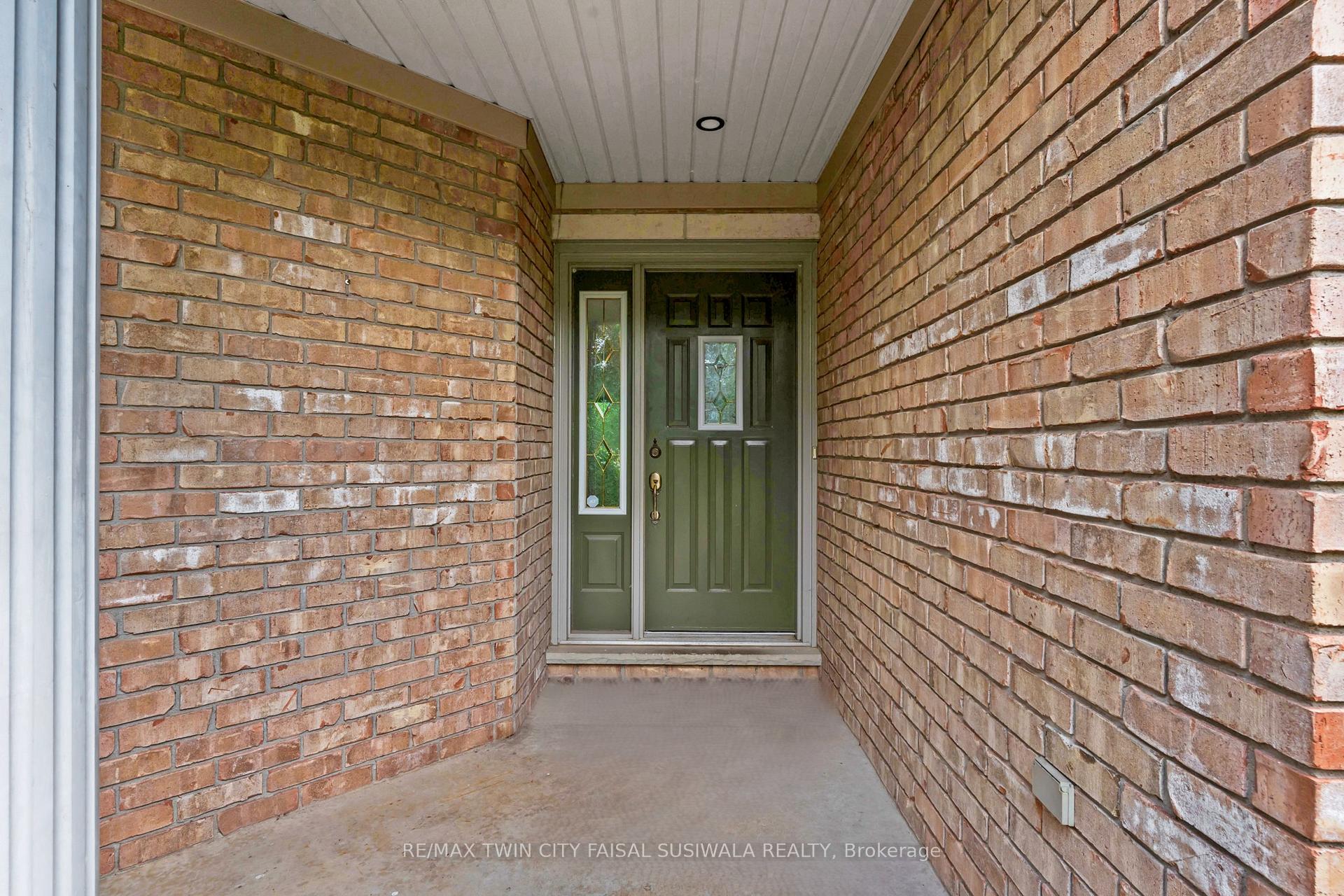Photo 3 of 3 Appaloosa Trail, Hamilton, Carlisle — HOMEH