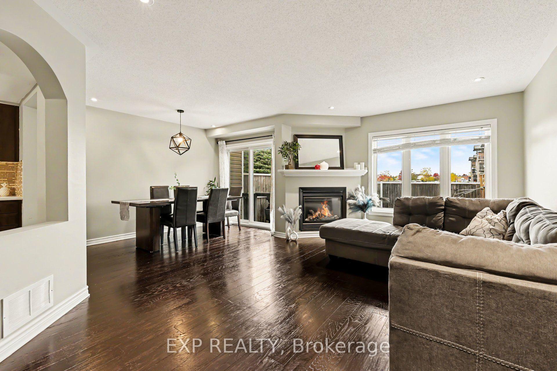 Photo 4 of 912 Torino Terrace, Ottawa, Avalon East — HOMEH