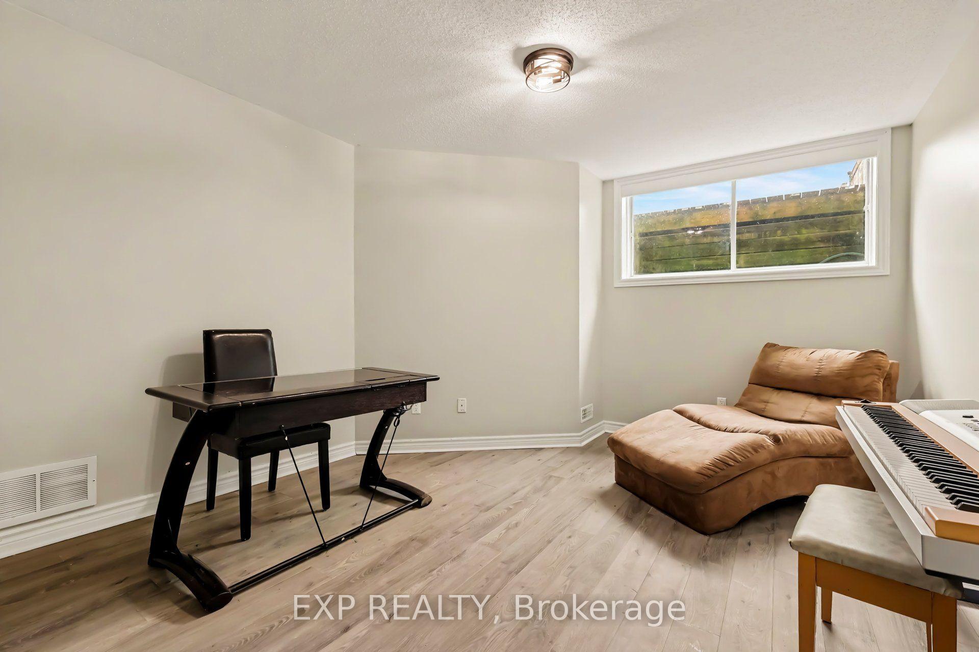 Photo 24 of 912 Torino Terrace, Ottawa, Avalon East — HOMEH