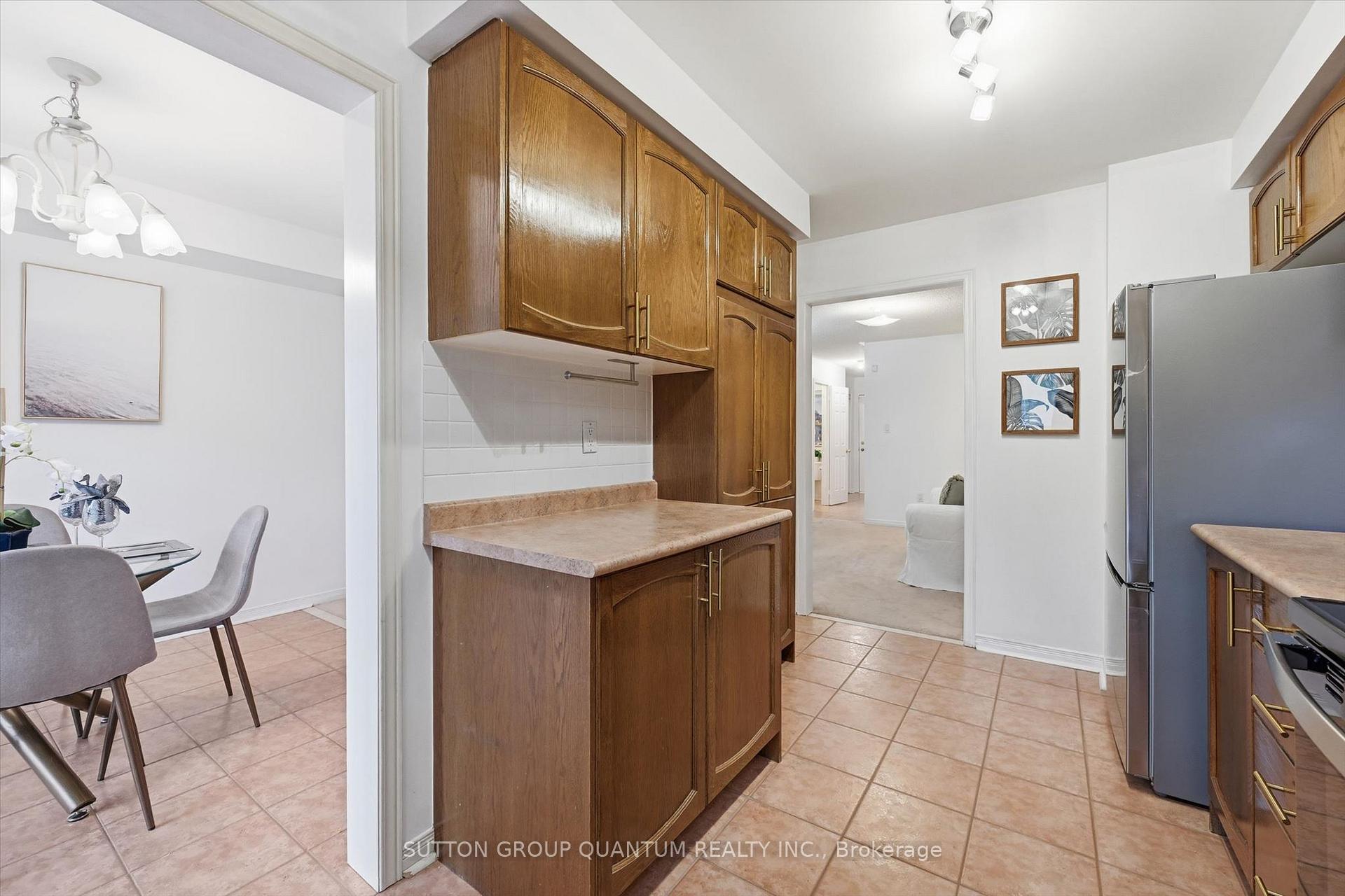 Photo 14 of Unit 21, 5555 Prince William Drive, Burlington, Appleby — HOMEH