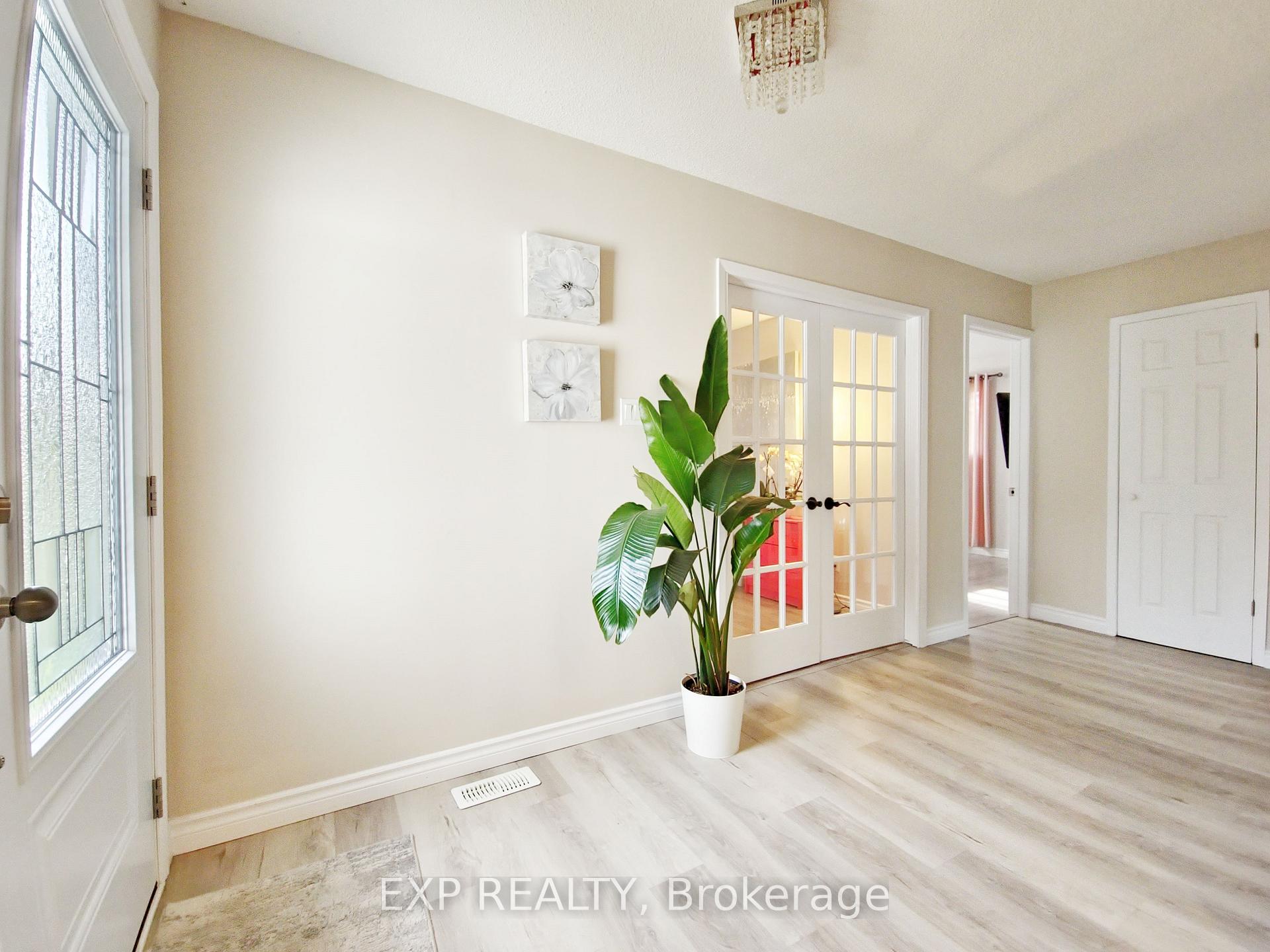 Photo 7 of 3460 Garner Road, Niagara Falls, Beaverdams — HOMEH