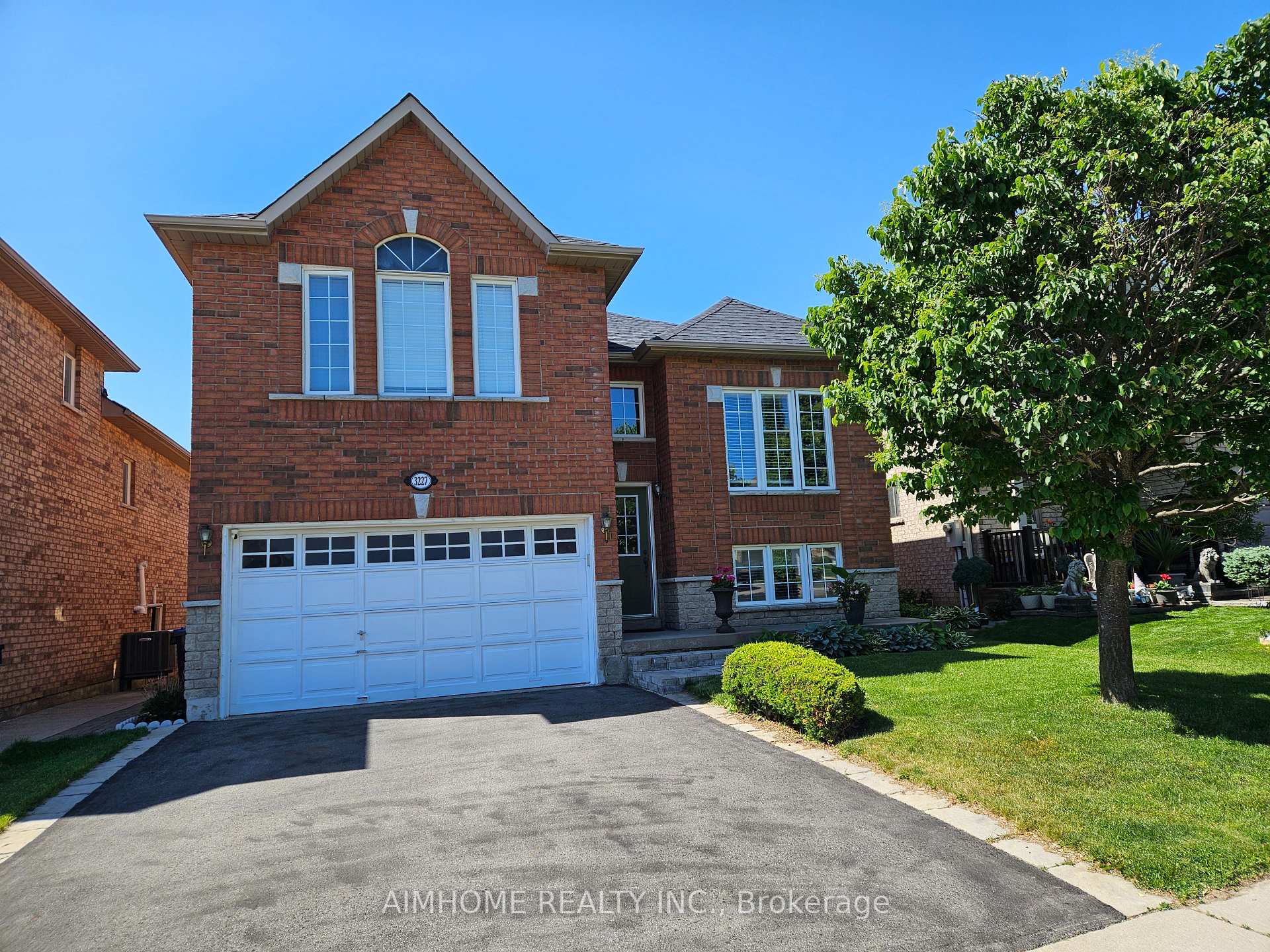 Photo 1 of 3227 Scotch Pine Gate, Mississauga, Lisgar — HOMEH