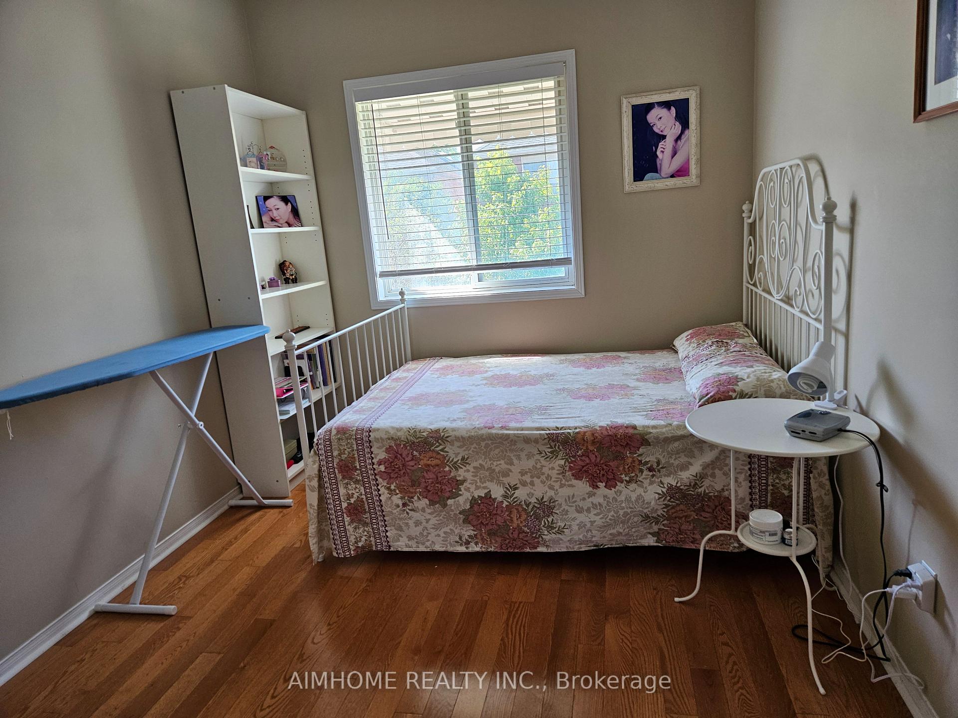 Photo 8 of 3227 Scotch Pine Gate, Mississauga, Lisgar — HOMEH