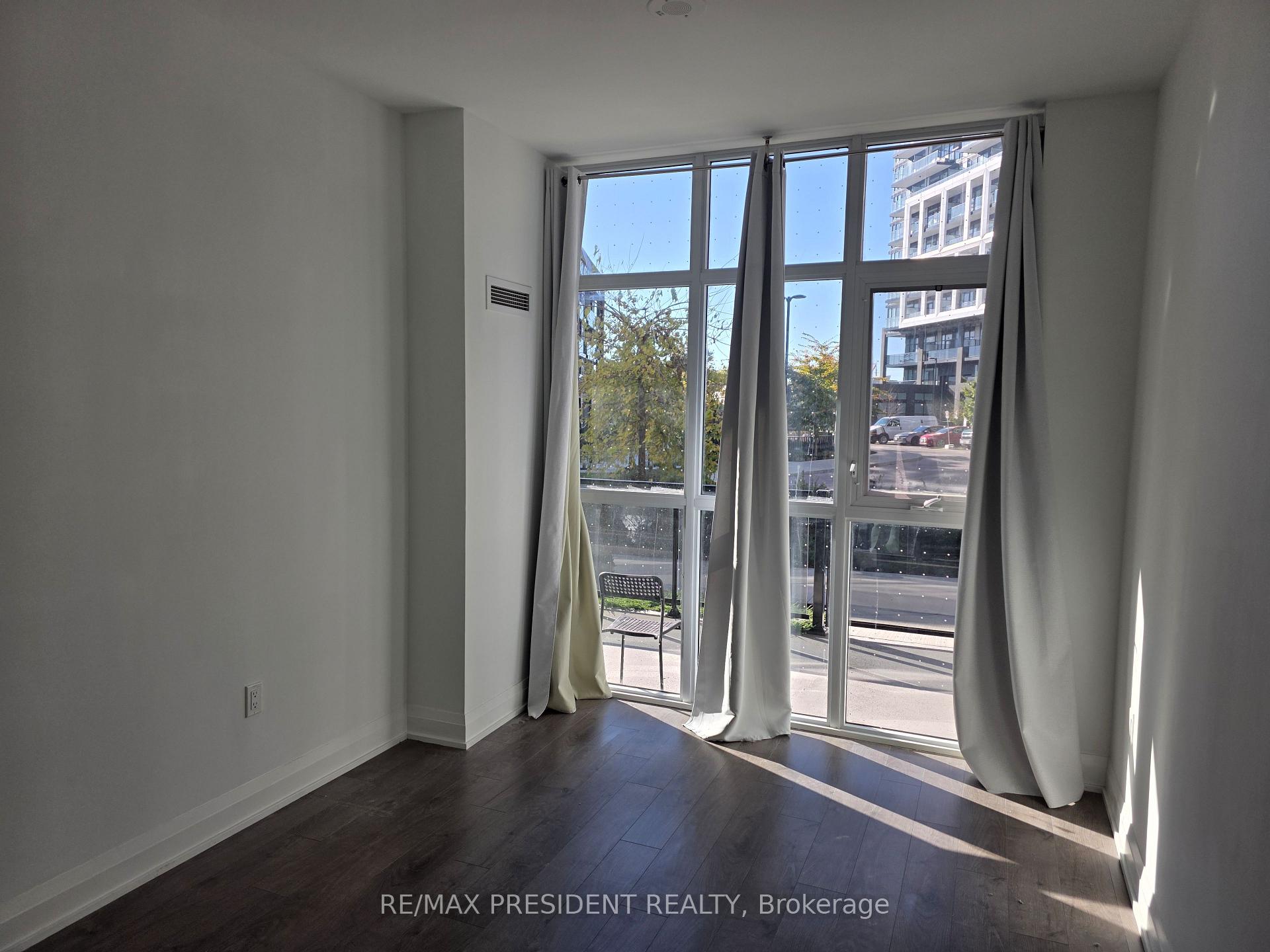 Photo 11 of Unit 112, 60 George Butchart Drive, North York, Downsview-Roding-CFB — HOMEH