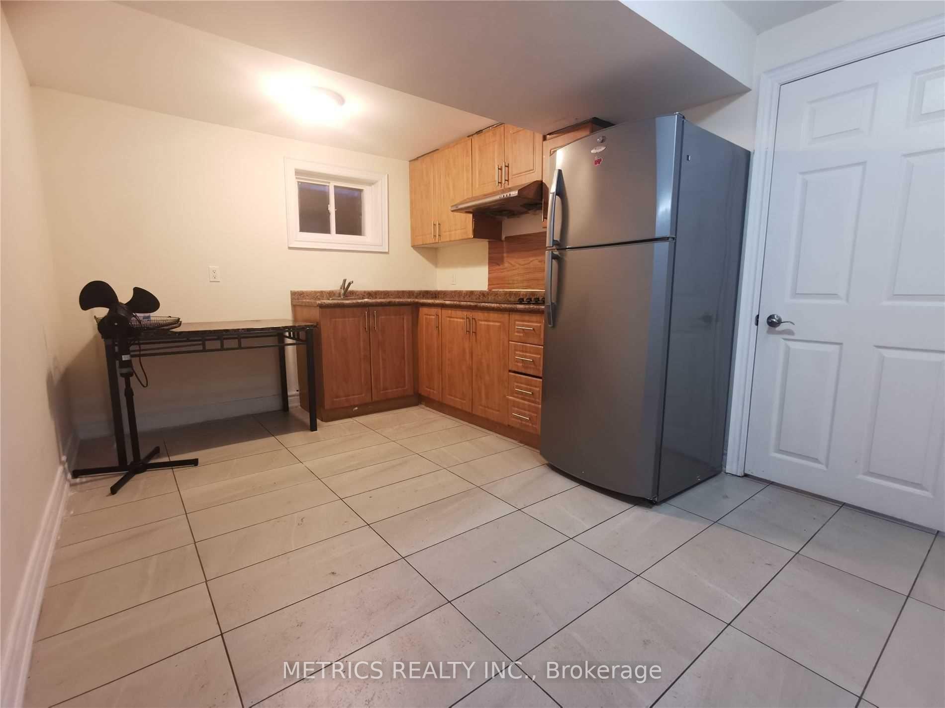 Photo 10 of 8 Ashcott Street, Scarborough, Milliken — HOMEH