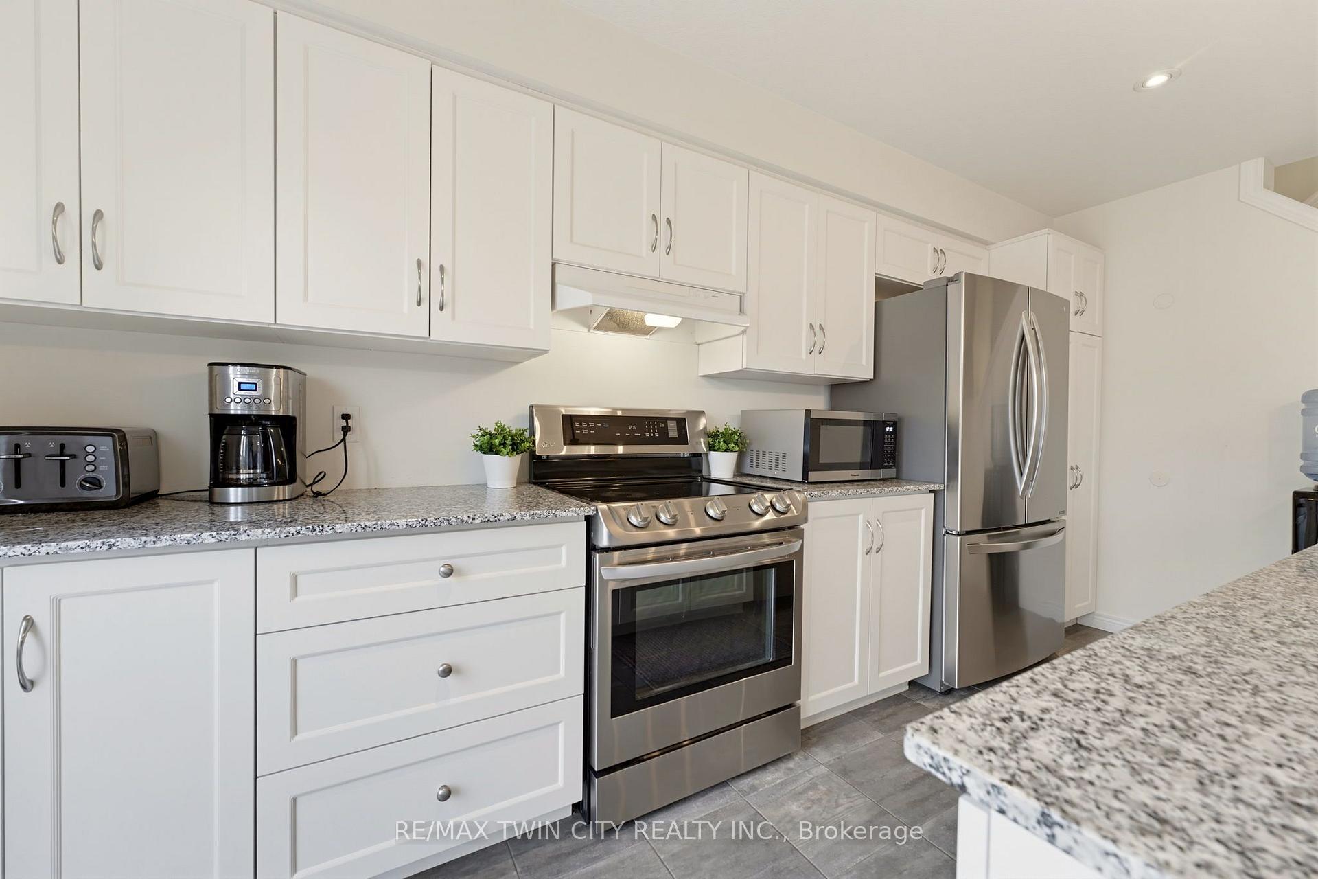 Photo 10 of 34 Freer Drive, North Dumfries, Ayr — HOMEH