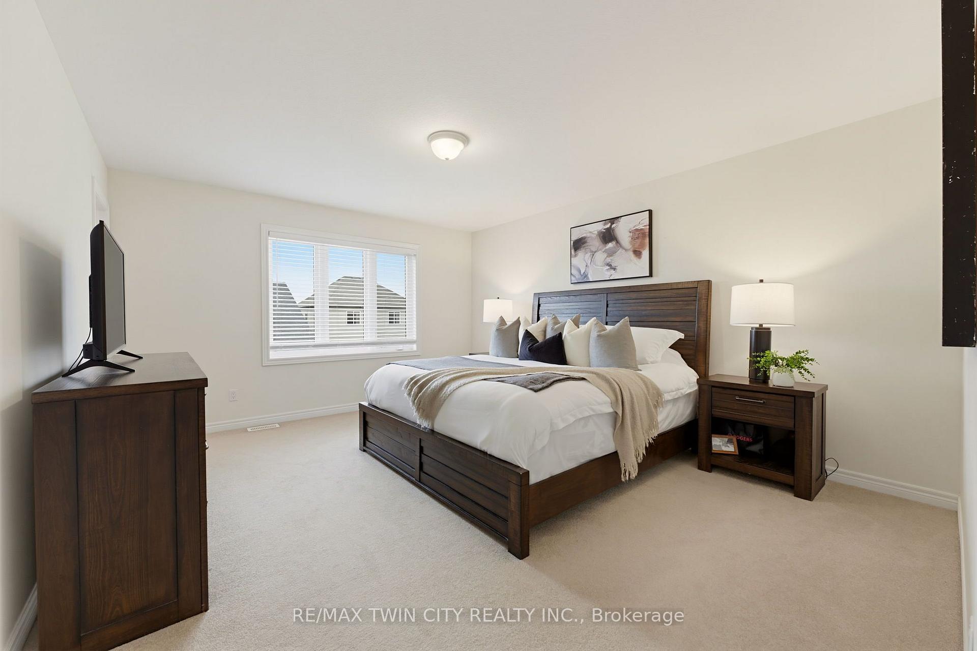 Photo 14 of 34 Freer Drive, North Dumfries, Ayr — HOMEH