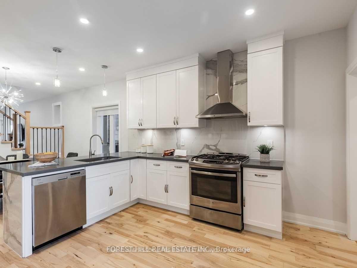 Photo 9 of Unit Main, 116 Armstrong Avenue, Toronto, Dovercourt-Wallace Emerson-Junction — HOMEH