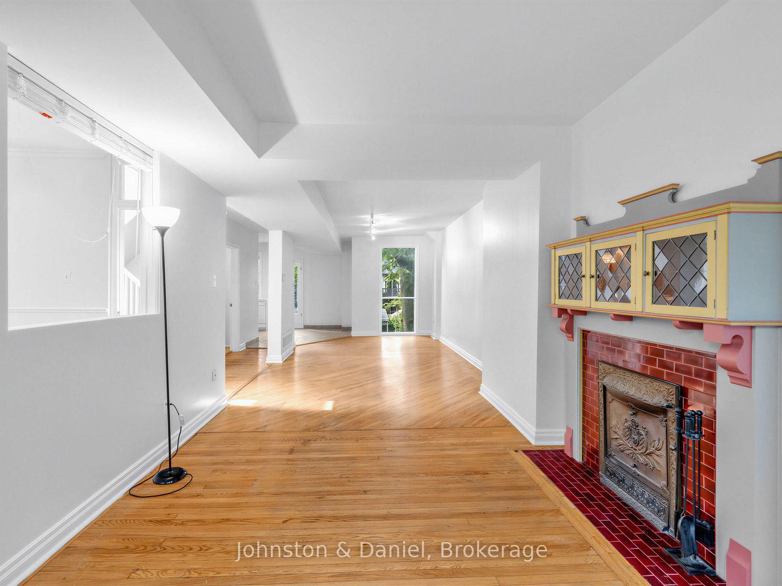 Photo 9 of 320 Brunswick Avenue, Toronto, The Annex — HOMEH