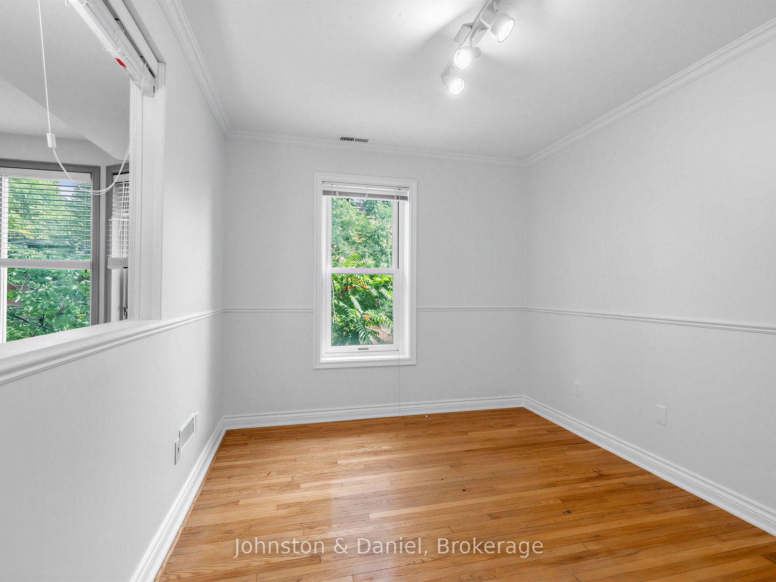 Photo 11 of 320 Brunswick Avenue, Toronto, The Annex — HOMEH