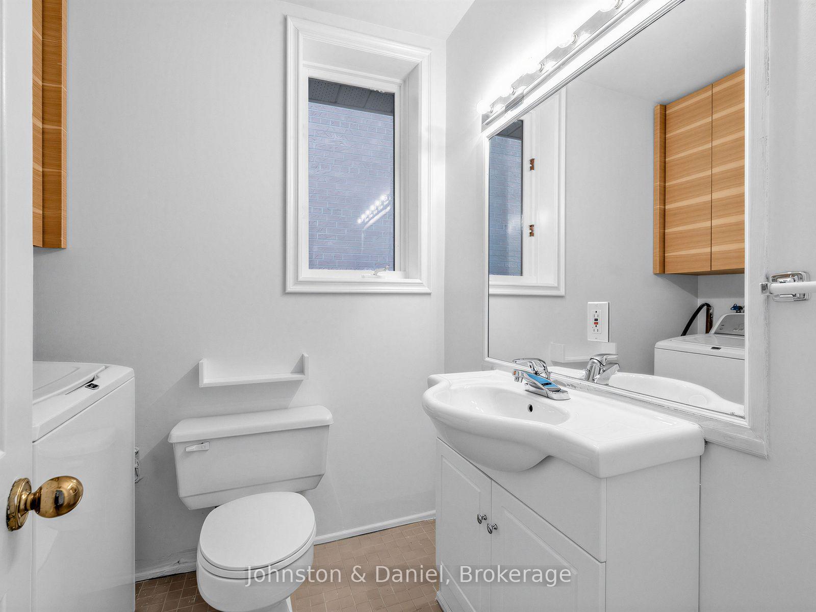 Photo 14 of 320 Brunswick Avenue, Toronto, The Annex — HOMEH