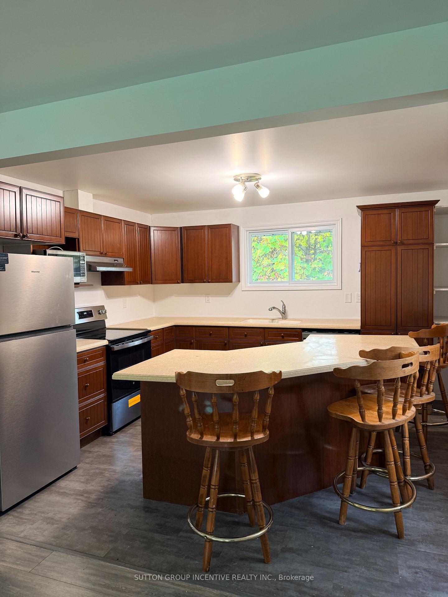 Photo 4 of 52 Grandview Crescent, Oro-Medonte, Rural Oro-Medonte — HOMEH