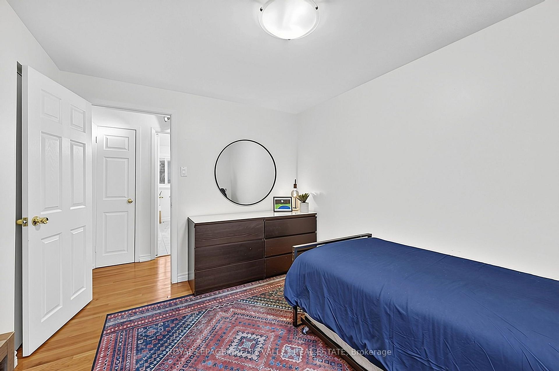 Photo 25 of 27 Castlemore Drive, Brampton, Brampton East — HOMEH
