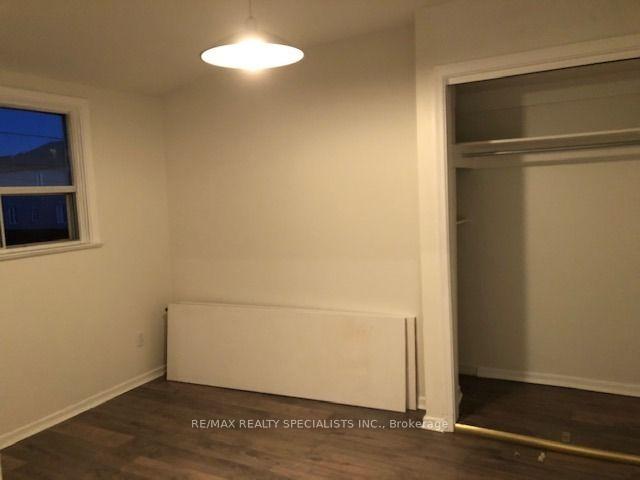 Photo 8 of 52A Rockcliffe Boulevard, Toronto, Rockcliffe-Smythe — HOMEH