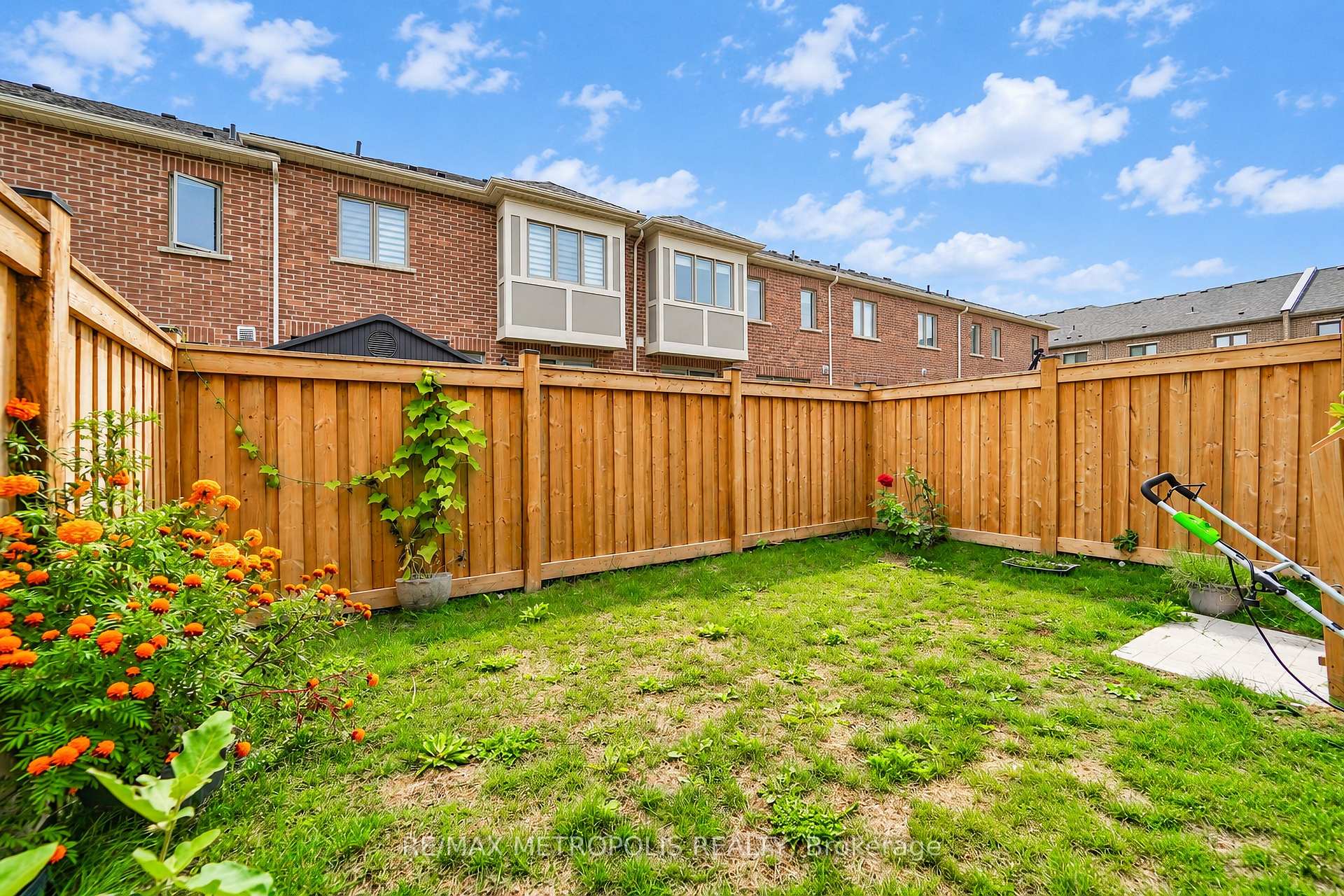 Photo 8 of 3237 Turnstone Boulevard, Pickering, Rural Pickering — HOMEH