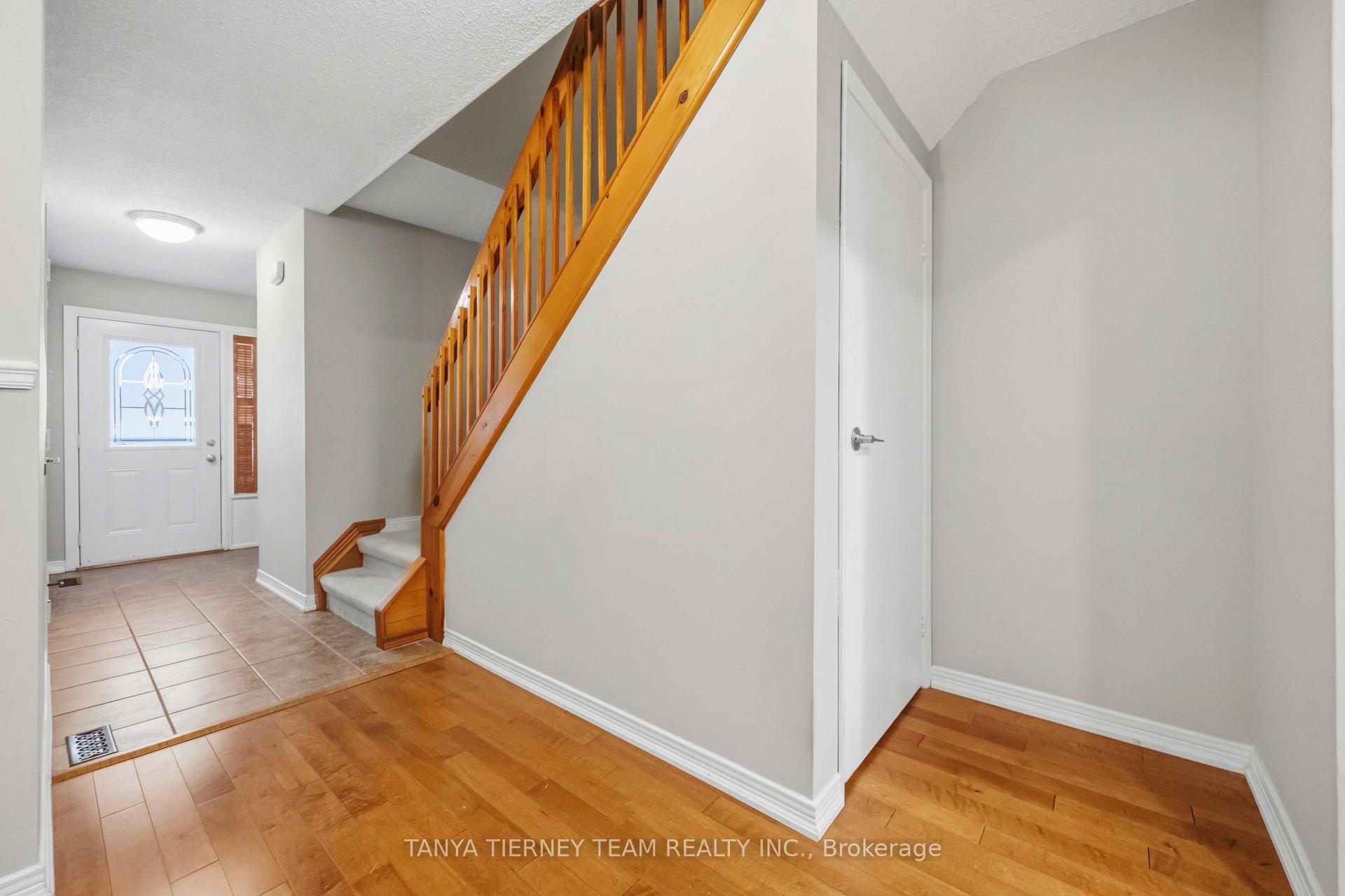 Photo 6 of Unit 32, 1330 Trowbridge Drive, Oshawa, Centennial — HOMEH