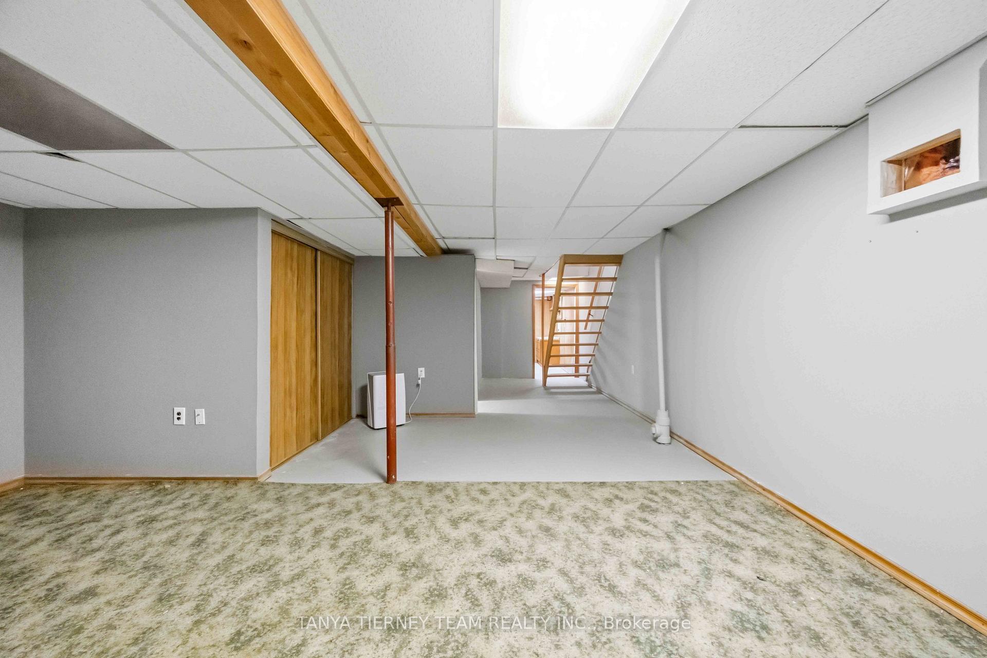 Photo 43 of Unit 32, 1330 Trowbridge Drive, Oshawa, Centennial — HOMEH