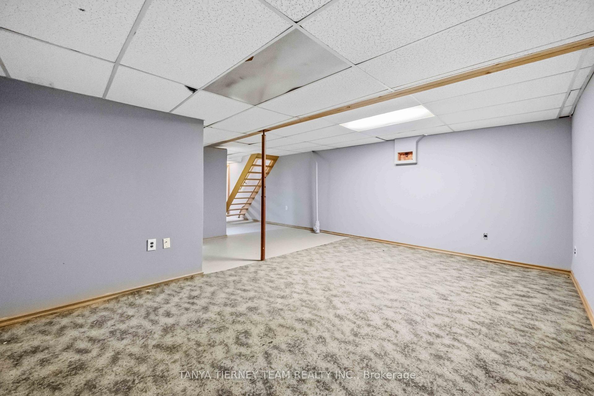 Photo 44 of Unit 32, 1330 Trowbridge Drive, Oshawa, Centennial — HOMEH