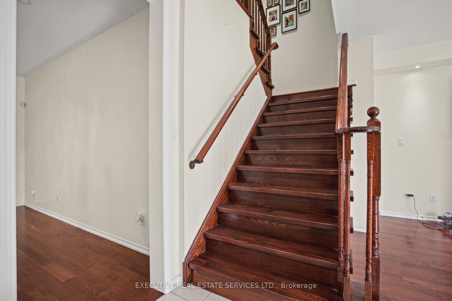 Photo 22 of 1571 Edgecroft Drive, Pickering, Duffin Heights — HOMEH
